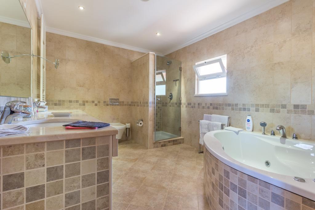 Casa Mocho Branco Bed and Breakfast Λουλέ Δωμάτιο φωτογραφία